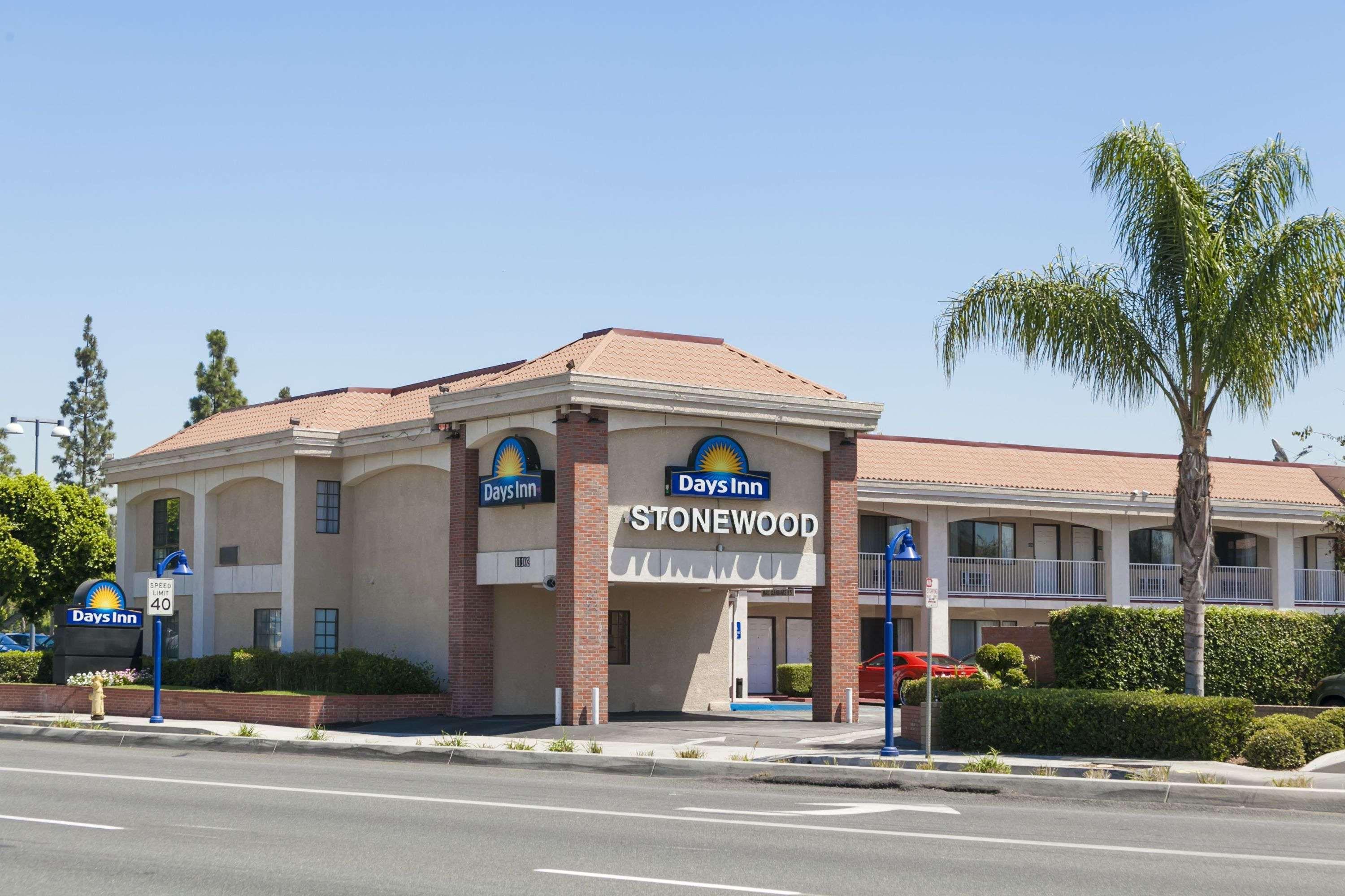 Days Inn By Wyndham Downey Εξωτερικό φωτογραφία